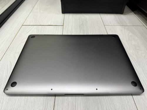 Apple MacBook Pro Retina 16” 2019 - 4TB SSD 64GB Ram 2.4GHz 8-Core i9 5500M 8GB - Picture 7 of 19