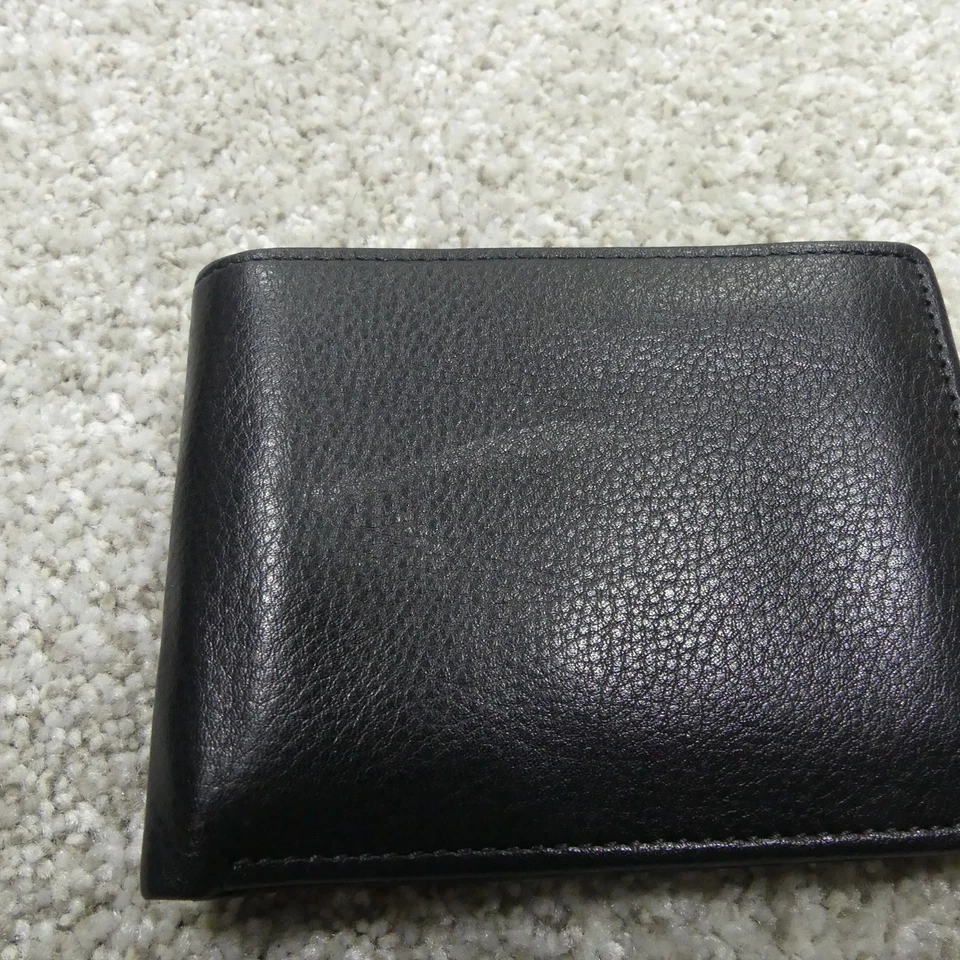 Cartera Perry Ellis para hombre negra de cuero genuino plegable Foto 2 de 4