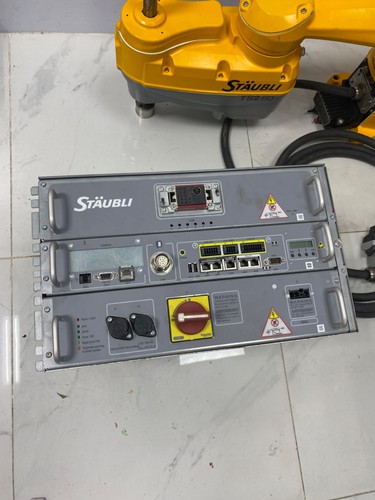 Staubli CS9-TS2-60 robot controller with SCARA Robot Arm TS2-60 - Picture 12 of 24