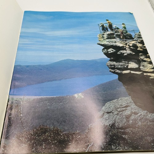 The Grampians Victoria’s Scenic Wonderland Paperback - Picture 3 of 4
