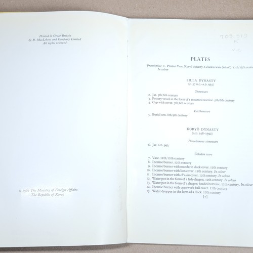 Chewon Kim 1961 Korean Arts Volume 2 Ceramics Ministry of Foreign Affairs - Picture 3 of 10
