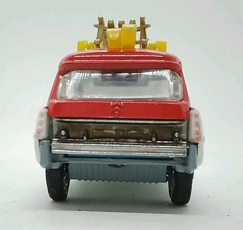 vintage Corgi Toys Citroen Safari Alpine Rescue w/Man/Dog/Skiis, Moving Parts - Picture 8 of 17
