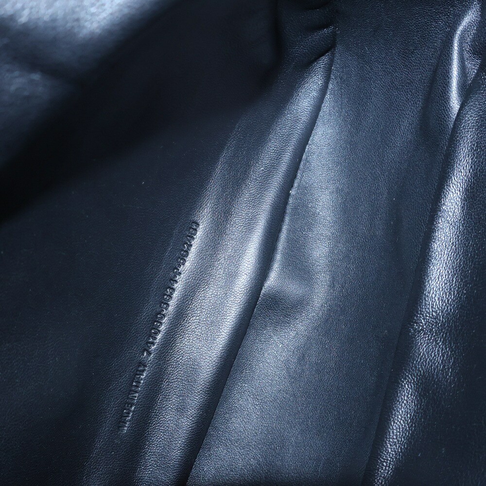 Picture 4 of 6