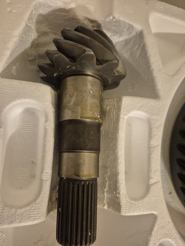 1997-06 JEEP TJ RING AND PINION FOR DANA 30 AXLE- 4.10 (10 Bolt) - Picture 3 of 9