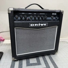 DRIVE CD200 Guitar Instrument Amplifier Vintage Works But There Is Humming Sound
