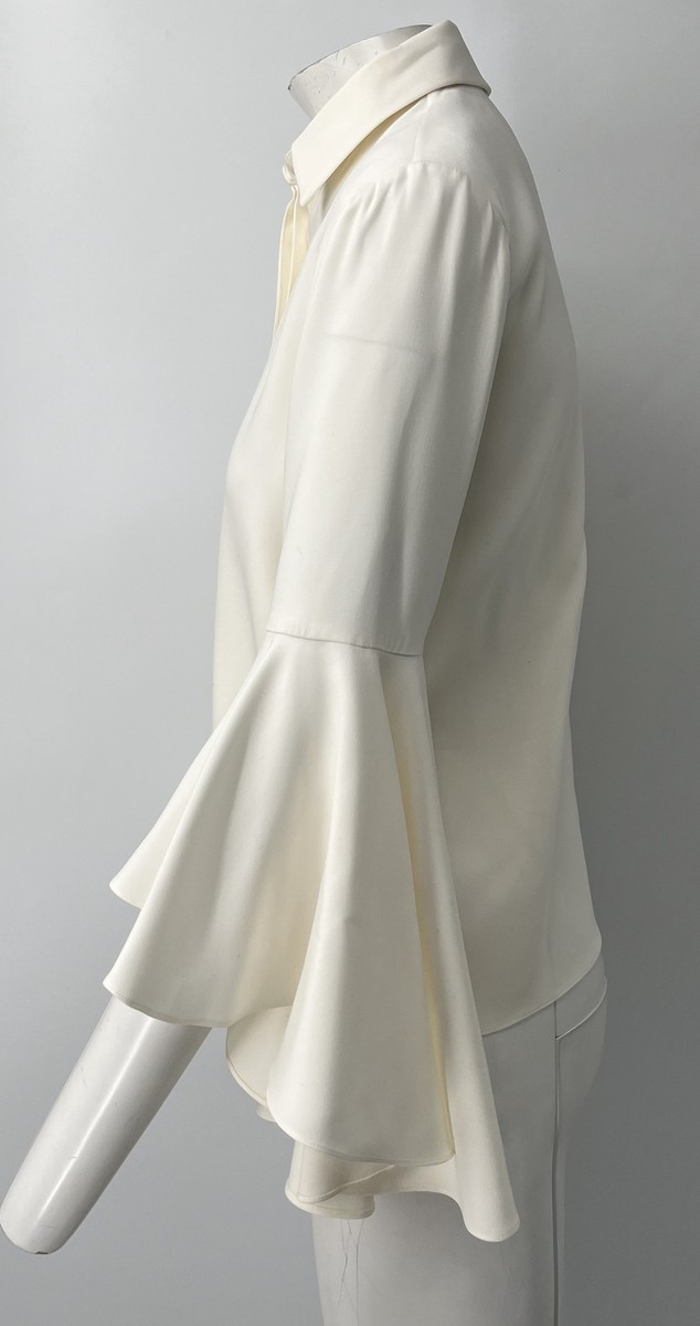 シルクファイユ★バルーンスリーブ★ CAROLINA HERRERA Carolina Herrera Off-White Silk Blend Bell-Sleeve Button-Up