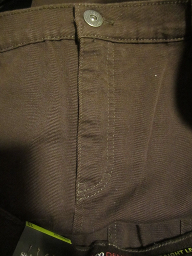 STYLE & CO. Tummy-Control High Rise Straight-Leg Jeans Rich Truffle Gr. 18 - Bild 6 von 14