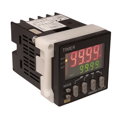 Omron H5CX-AD Digital Timer, Supply: 12-24VDC/24VAC 50/60Hz, PNP/NPN Input - Picture 1 of 9