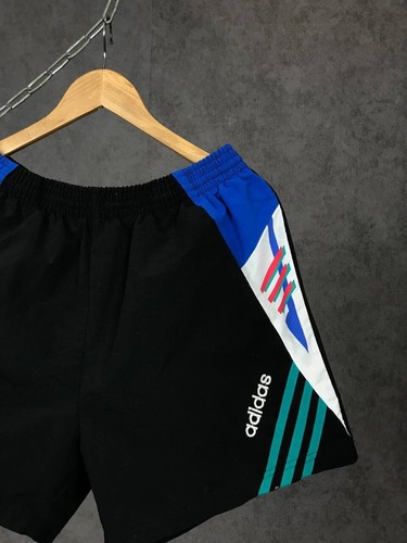 Adidas streetwear shorts - Picture 2 of 7