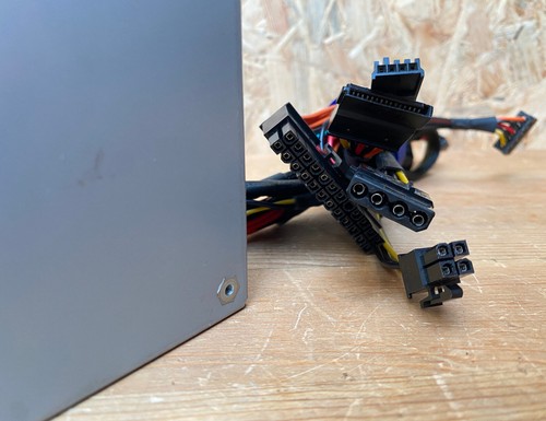 250 W Xilence XP250.SFX Active PFC SFX 12V SFX Netzteil - Bild 9 von 10
