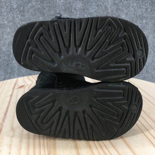 Ugg Boots Youth 9 Classic Ii Graphic Stitch Winter Ankle Black Suede Pull On - Picture 11 of 16
