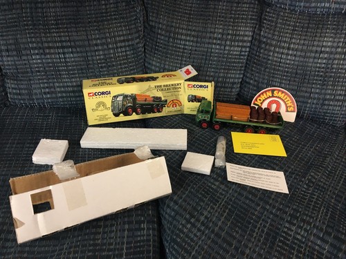 Corgi Classics 09801 ERF Delivery Truck Set John Smiths The Brewery Collection  - Picture 1 of 12