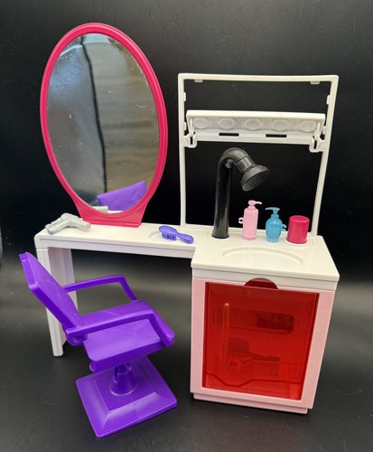 Rare 2015 Barbie Sparkle Style Salon DMM65 Doll Hair Station Chair & Accessories - Picture 3 of 15