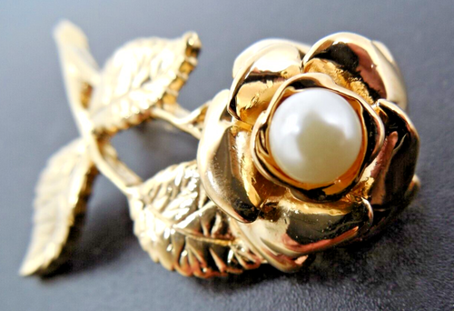Aconda Modeschmuck Brosche "Rose" Kunstperle Anstecknadel Goldfarben-Retro D. - Bild 1 von 12
