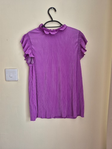 π ZARA Purple Pleated Short Sleeve Top β Size L β Ruffle Neckπ