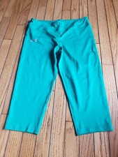 NWOT Girls Under Armour HeatGear Active Capri Kelly Green Size Youth XL