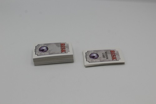 Tarjetas de juego de mesa de riesgo misión secreta solo 1998 piezas usadas buen estado - Imagen 6 de 10