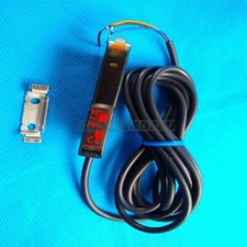 ONE Omron Photoelectric Switch E3X-DA41-N 12-24VDC 2M NEW