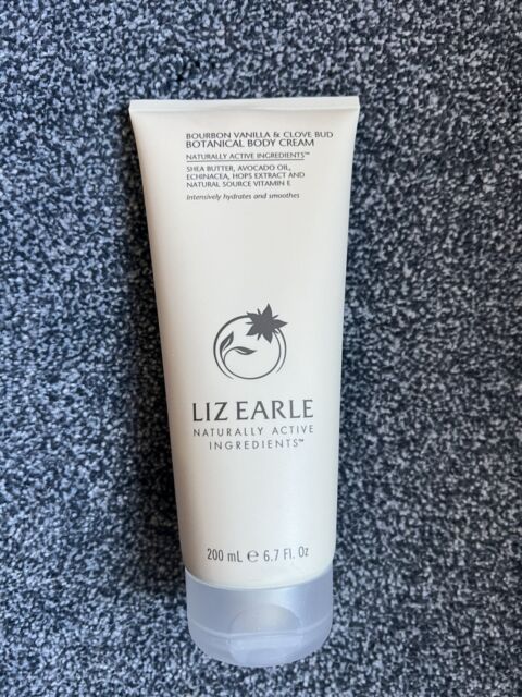 Liz Earle Bourbon Vanilla & Clove Bud Botanical Body cream 200ml Brand New RY10686 Liz Earle Bourbon Vanilla & Clove Bud Botanical Body cream 200ml Brand New RY10686