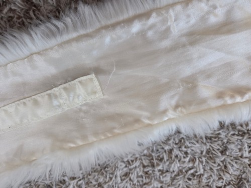 GUC Girls Gymboree One Size Faux Fur Cream/Ivory Scarf Neck Wrap - Picture 7 of 14