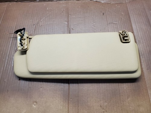 2004-2010 Volkswagen Touareg Sun visor Tan color Set of 2 Lf Rh - Picture 6 of 12