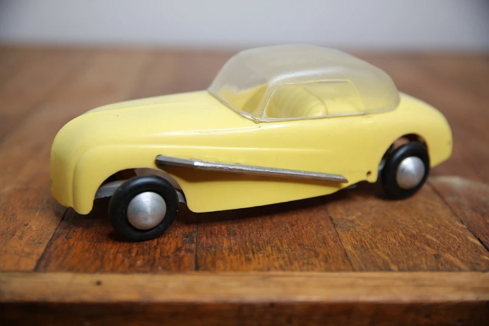 Vintage Tether Car toy Racer Convertible top yellow parts repair - Image 2 of 4