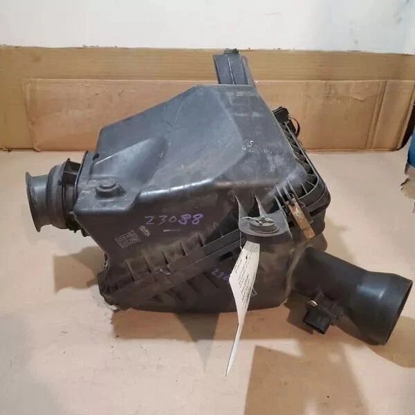 2008-2012 Chevy Colorado GMC Canyon 2.9L 3.7L Air Cleaner Air Intake Box OEM - Imagem 2 de 3