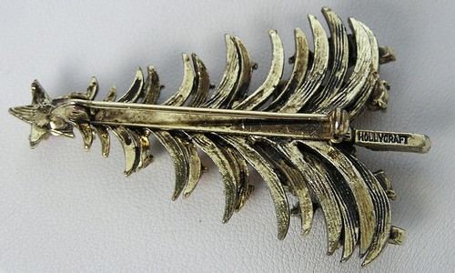1950/60's Vintage Hollycraft MultiColor Rhinestone Christmas Tree Gold Tone Pin - Picture 3 of 4