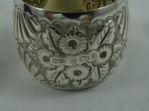 BOXED sterling silver VICTORIAN NAPKIN RING, 1900, 27gm - Picture 4 of 5