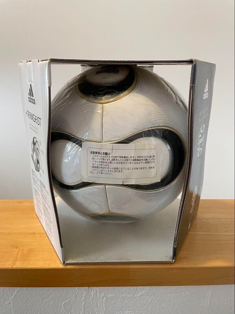 2006 FIFA World Cup Germany official match ball size 5 2006 FIFA World Cup Germany official match ball size 5