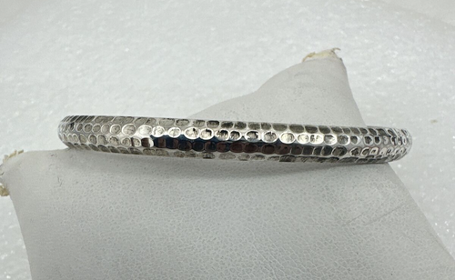 Sterling Silver .925 ~ Hammered 2" x 2 1/2" Oval Bangle Bracelet Figure 8 Clasp - Picture 9 of 11