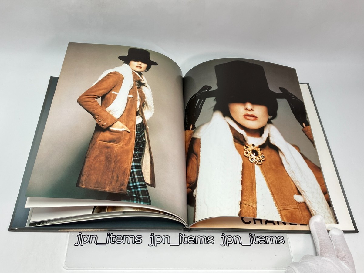 6/24迄の出品☆レア品☆CHANEL1996／ 1997秋冬コレクション写真集 CHANEL Catalog Book FALL - WINTER 1996 - 1997 COLLECTION