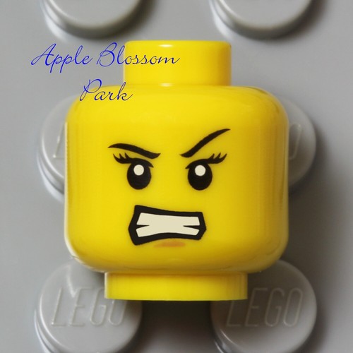 NUEVO Lego Mujer MINIFIGURA CABEZA Niña Princesa Ninja Nya con Labios Rojos Ojos 9448 9566 - Imagen 5 de 5
