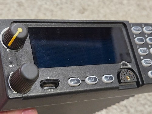 Radio móvil M/A-COM Harris MAMW-SDMXX M7300/M5300 - Imagen 2 de 10