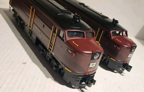 Williams By Bachmann O Scale FA-1 Powered & Dummy Diesel Set LV #532 #534 - Picture 2 of 9