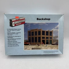 Walthers Cornerstone HO 933-3039 Backshop