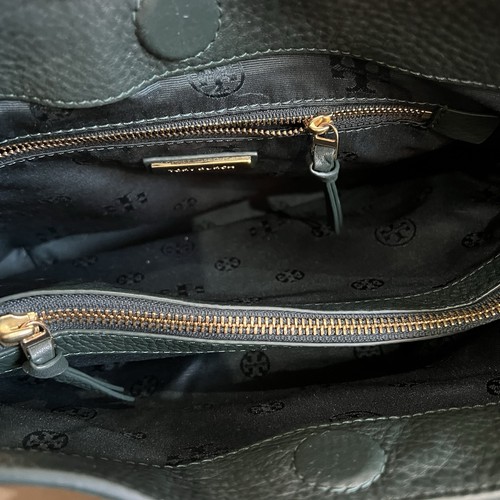 Bolso de Mano Tory Burch $475 Britten Convertible Cadena Slouchy Tri Compart Pablano Verde - Imagen 14 de 17
