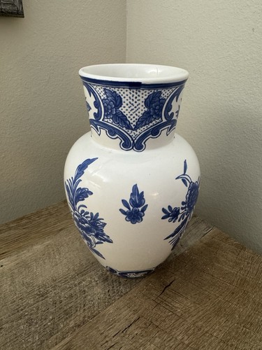 Vaso Vintage Tiffany & Co Delft Blu Bianco Floreale Ceramica 1996 Splendido 9,25” - Foto 7 di 13