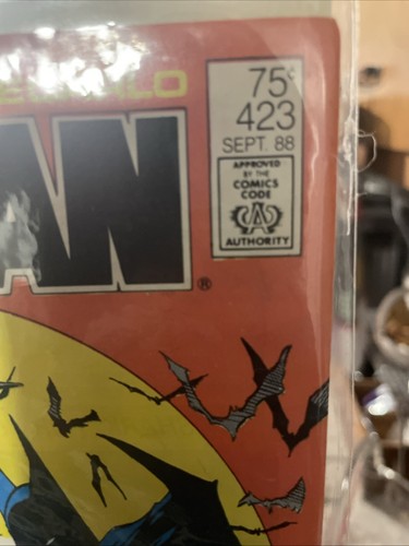 Batman #423 (DC Comics September 1988) - Picture 3 of 4