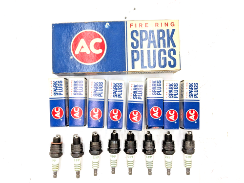 Nos 1964-1968 Pontiac Gto Oldsmobile 5612386 Fire Ring Spark Plugs - Picture 2 of 5