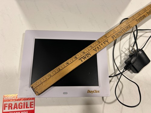 Very Nice DayClox Digital Calendar Day Clock 8" LCD w/ Adapter for Seniors, Kids - Picture 18 of 19