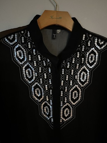 Tahari Black 100% Silk Short Sleeve Sequined Sheer Button Down Blouse, SZ XL - Picture 2 of 8