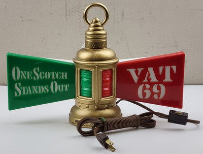 Vintage Vat 69 Blended Scotch Whisky Lantern Bar Display Light Fixture Sign
