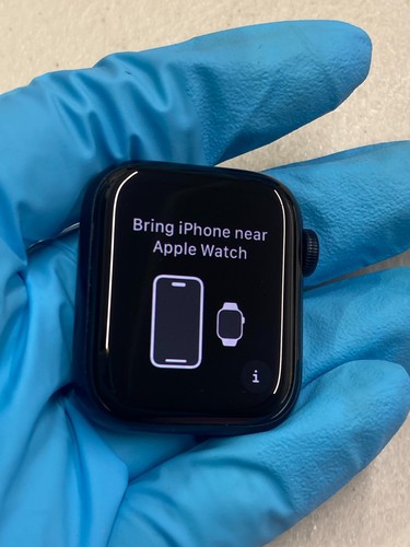 Apple Watch SE (2nd Gen) 40mm A2722 | Aluminum NO BAND | GPS ONLY - Photo 2 sur 9