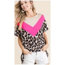 NWT BiBi boutique Hot pink leopard print top short sleeve color block sz S