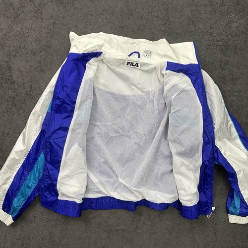 CHAQUETA CORTAVIENTOS FILA VINTAGE AÑOS 90 NUEVA CON ETIQUETAS Cremallera Ligera Talla XL Azul/Blanco - Imagen 3 de 10