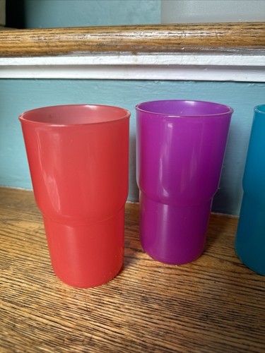TUPPERWARE Slimline Clear Pitcher With Handle 2009B Gem Colors Tumblers Set - Picture 4 of 7
