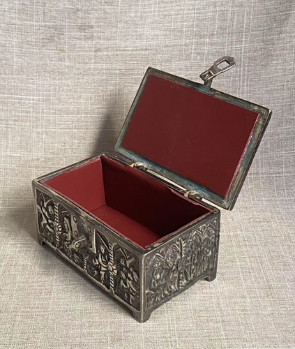 Antiguo ataúd gótico de la década de 1920 con acabado medieval enchapado en rodio interior de cuero - Imagen 8 de 24