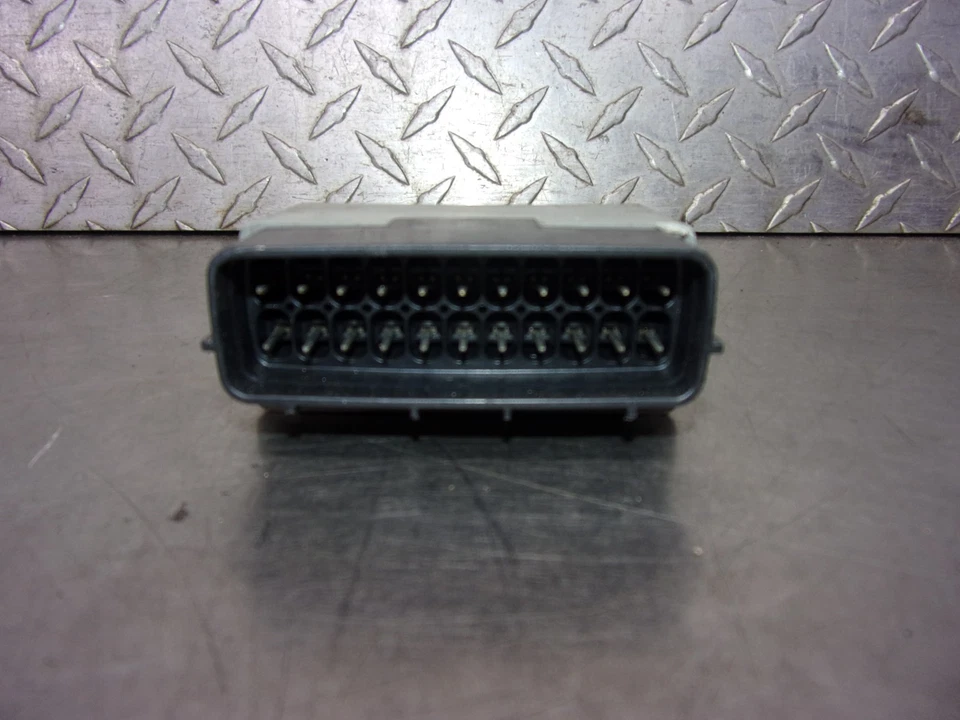 106 I Honda Shadow Aero VT 750 2005 OEM CDI Foto 2 de 4