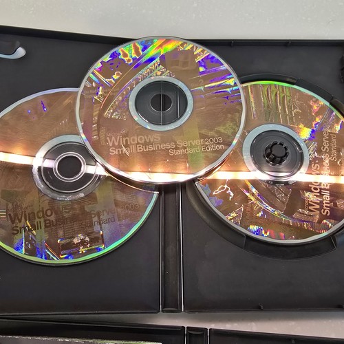 Microsoft Windows Small Business Server 2003 Standard Edition - Picture 4 of 11